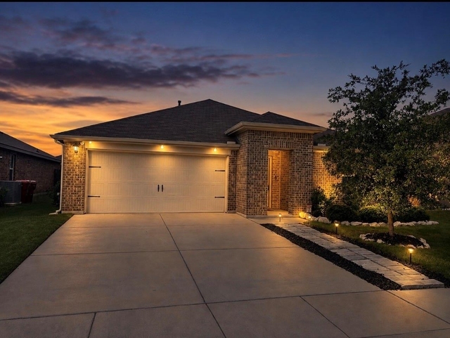 2957 Shoemaker Drive - Photo 1