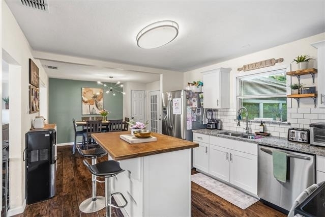 516 E Wintergreen Road - Photo 1