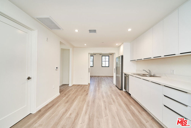 951 S Wilton Place - Photo 1