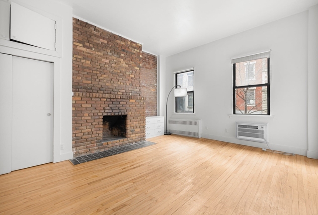 341 W 19th Street - Photo 1