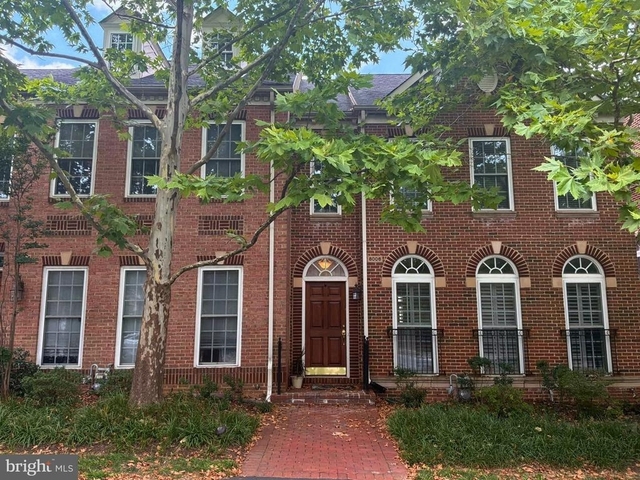 8006 Reserve Way - Photo 1