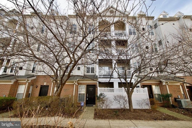 2324 Henshaw Place - Photo 1