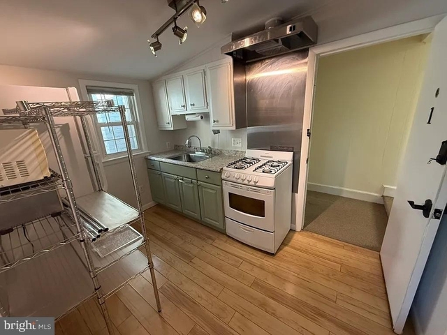 2642 Pershing Drive N - Photo 1
