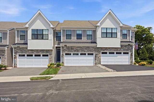 203 Segel Drive - Photo 1