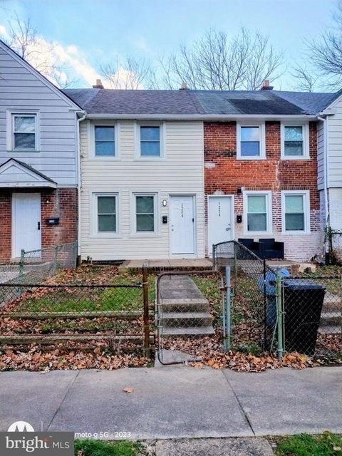 1224 Clover Lane - Photo 1