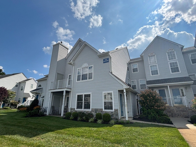 1002 Squirrel Road - Photo 1