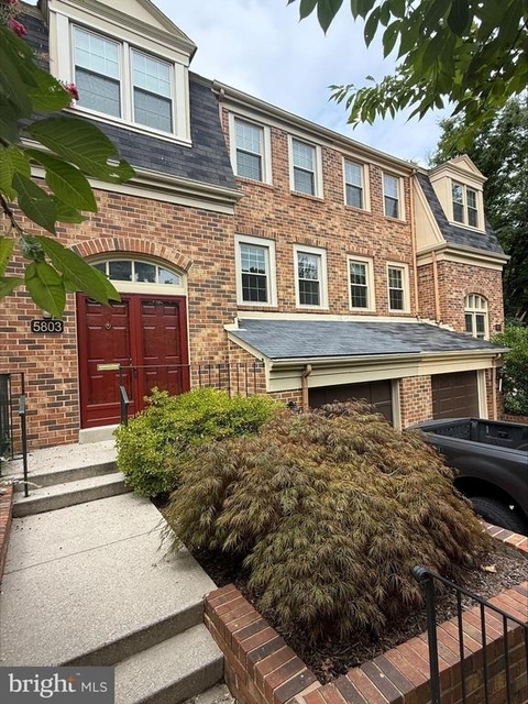 5803 Tudor Lane - Photo 1