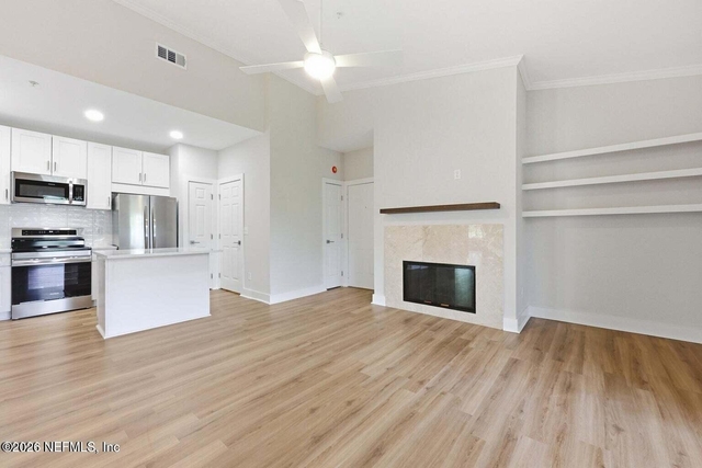 211 Colima Court - Photo 1
