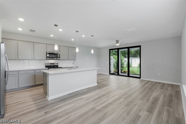 27907 Radiant Court - Photo 1