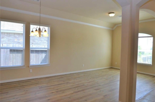 7219 Pearl Terrace Lane - Photo 1