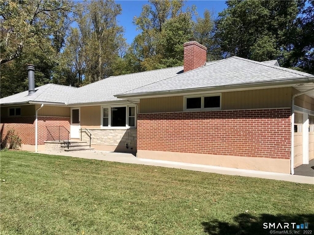 17 Pond Lane - Photo 1
