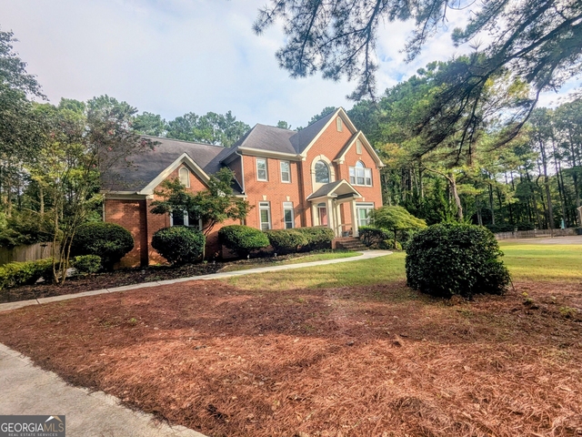 305 Windsor Place - Photo 1