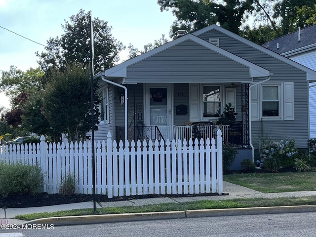 106 Leighton Avenue - Photo 1