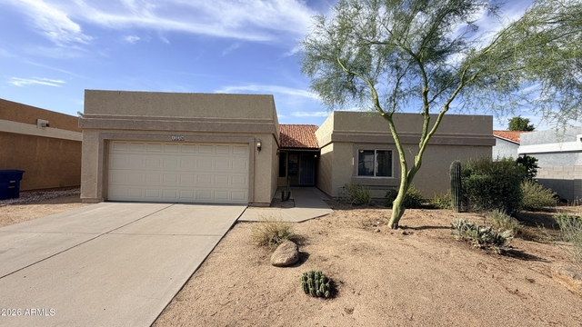 1559 E Whitten Street - Photo 1