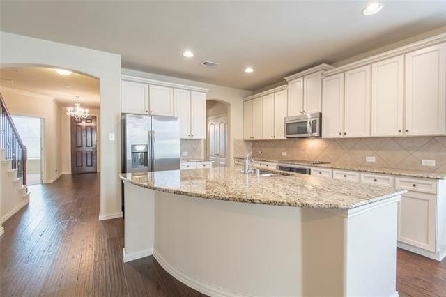 8008 Choctaw Lane - Photo 1