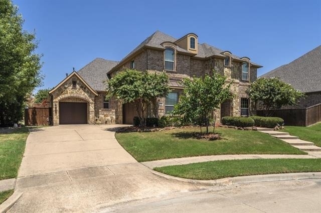 1604 Woodrose Court - Photo 1