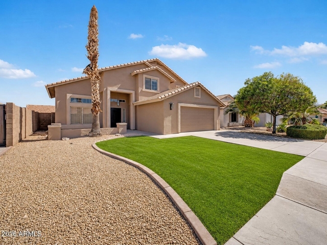 8805 W Alex Avenue - Photo 1