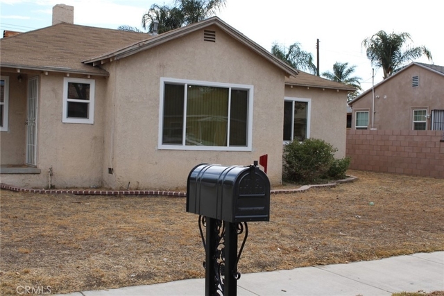 965 Florence - Photo 1