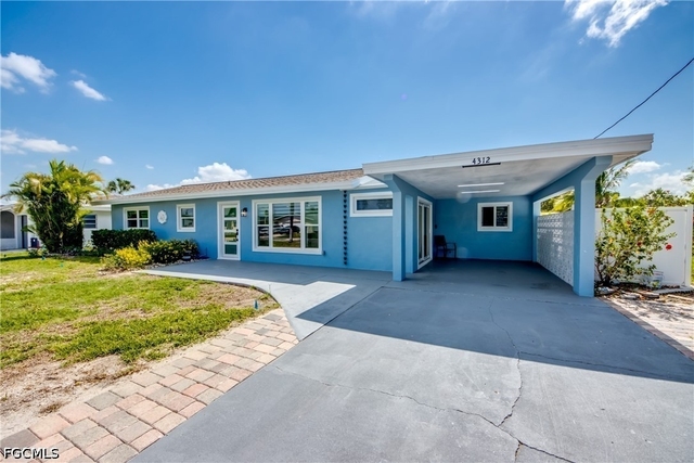 4312 S Pacific Circle - Photo 1