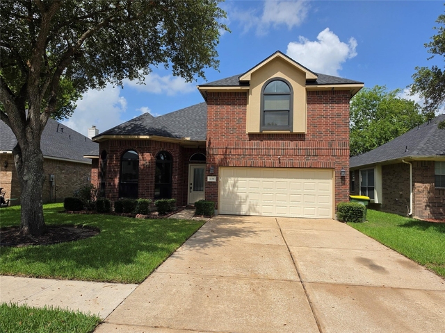1138 Sussex Trail - Photo 1
