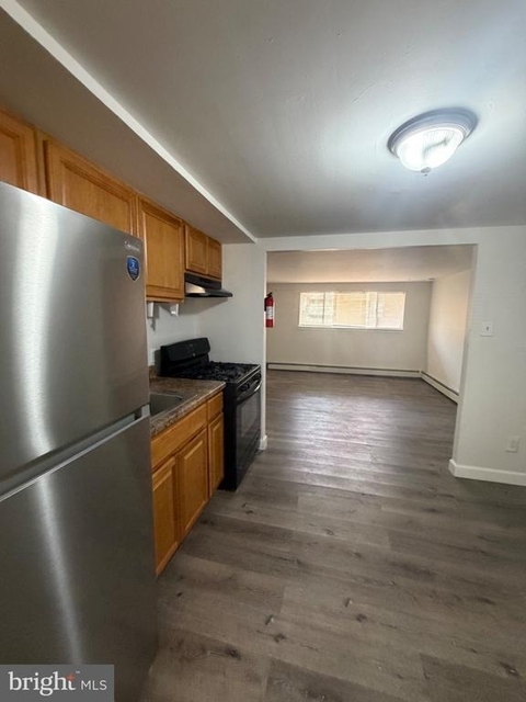 6016 N Warnock Street - Photo 1
