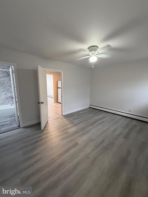 6020 N Warnock Street - Photo 1
