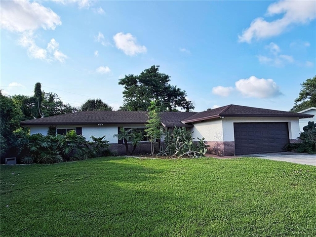 912 Carvell Drive - Photo 1