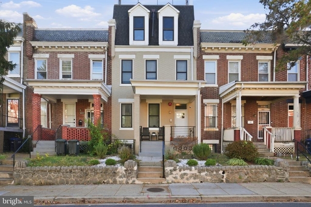 3222 Warder Street Nw - Photo 1