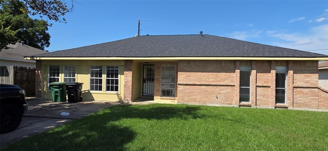 12623 Chiswick Road - Photo 1