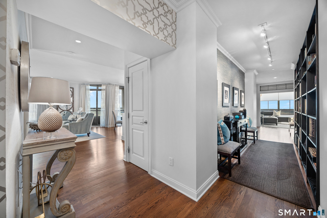 100 Parrott Drive - Photo 1