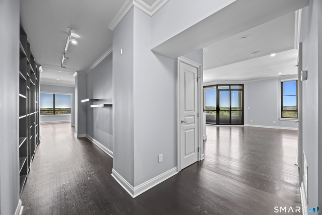 100 Parrott Drive - Photo 1