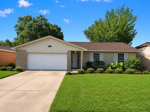 6514 Summer Ridge Drive - Photo 1