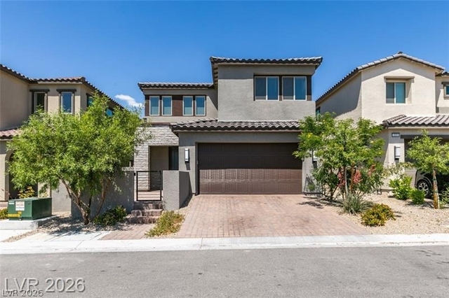 109 Medianoche Street - Photo 1