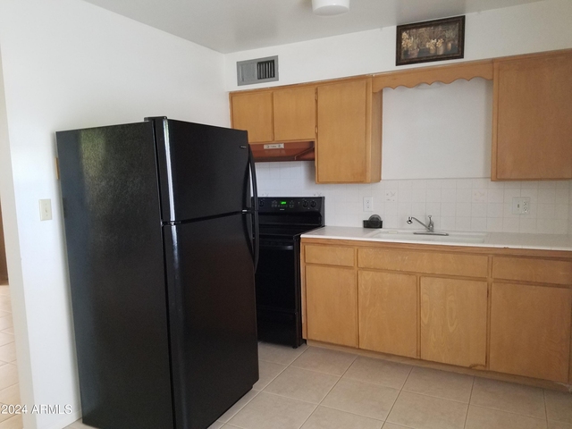 5306 E Boise Street - Photo 1