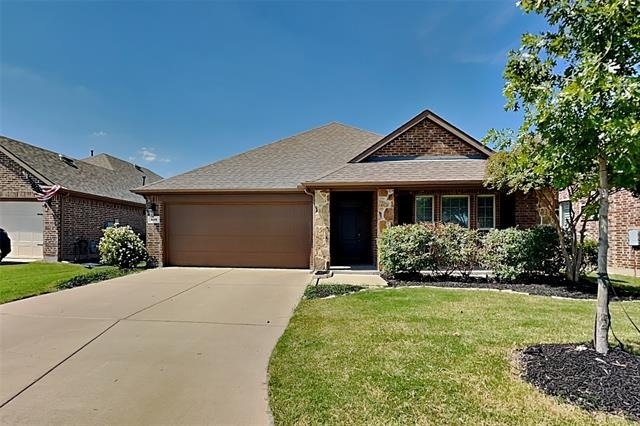 605 Stars Drive - Photo 1