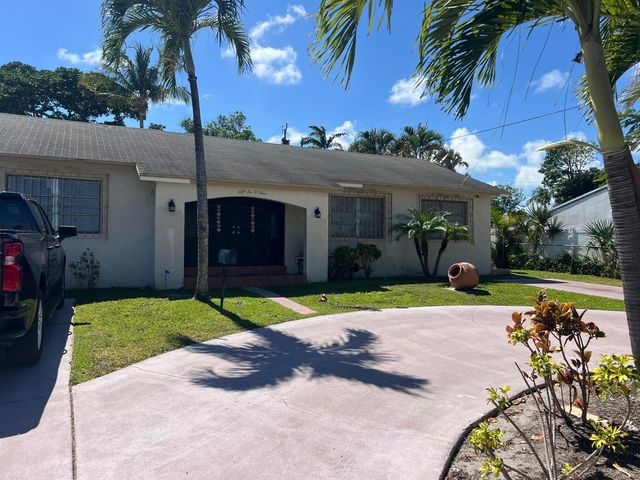 5603 Parker Avenue - Photo 1