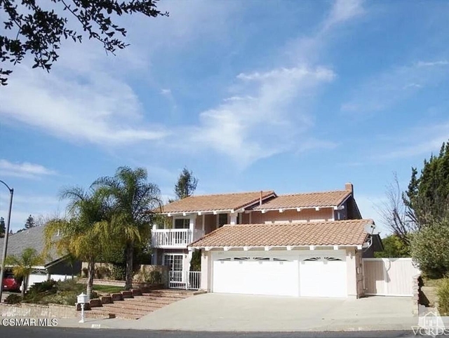 893 Lindawood Street - Photo 1