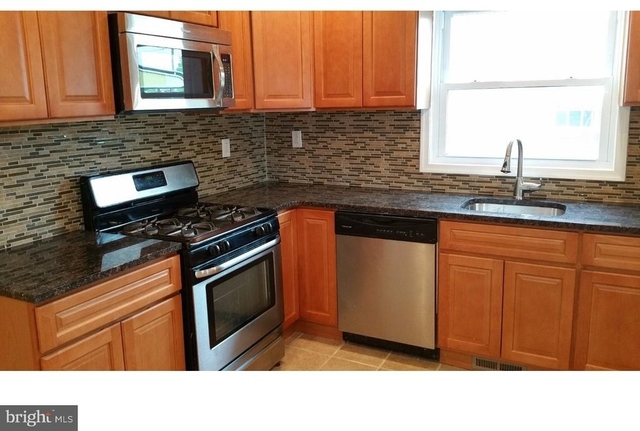 9960 Woodfern Road - Photo 1