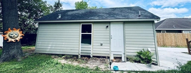 1828 Forest Hill - Photo 1