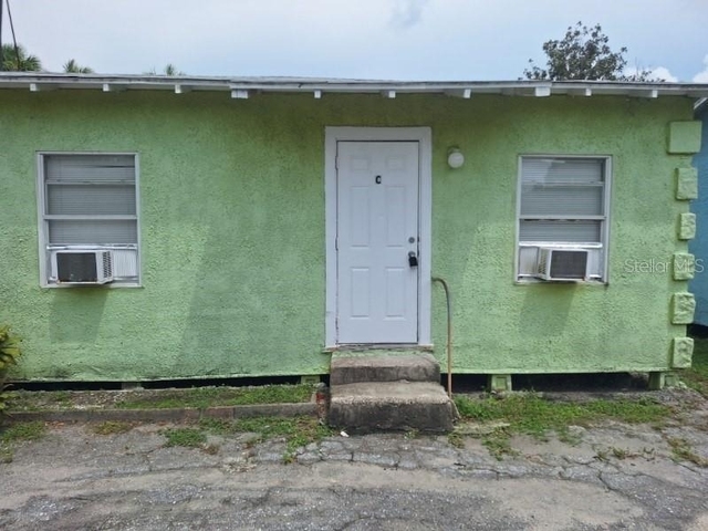 1900 Bayshore Road - Photo 1