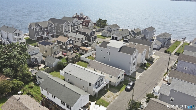 32 Richard Street - Photo 1