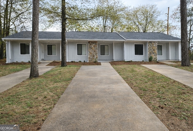 100 Summerwood Drive - Photo 1