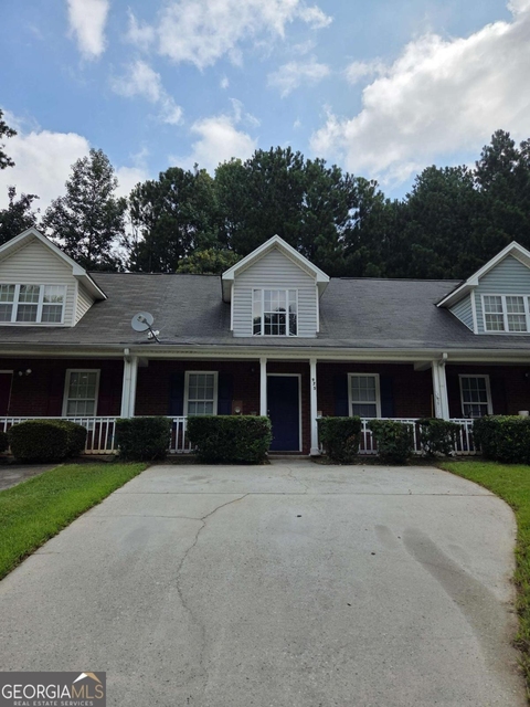 975 Windwood Court - Photo 1