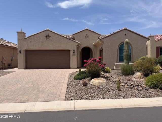 4024 N Cottonwood Drive - Photo 1