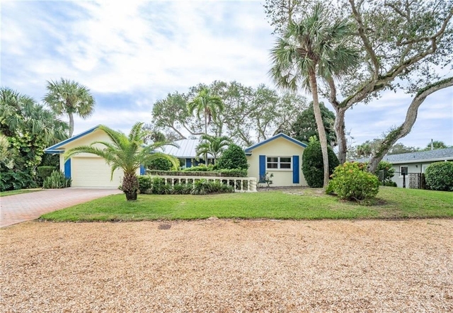 626 Honeysuckle Lane - Photo 1