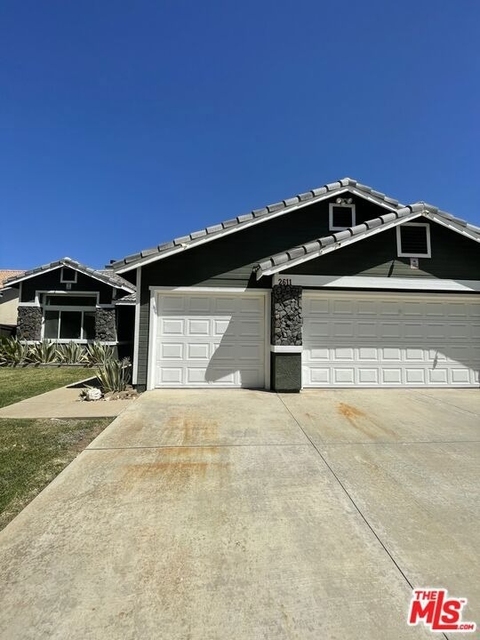 2611 Gemstone Avenue - Photo 1