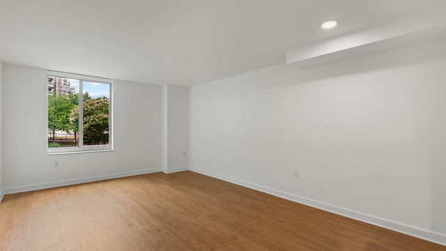 1800 N. Oak St. - Photo 1