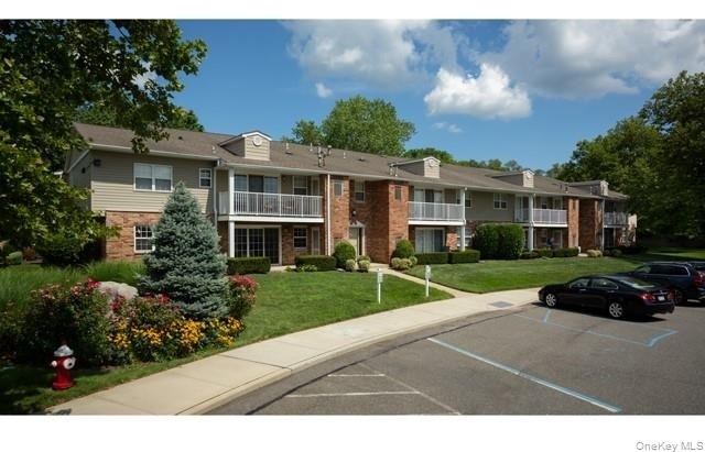 85 Westwood Drive - Photo 1