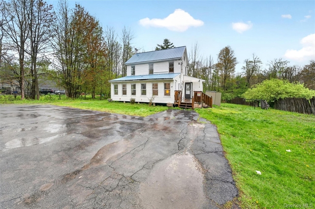 41 Rock Ridge Avenue - Photo 1
