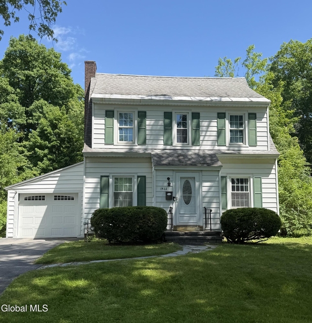 1422 Regent Street - Photo 1
